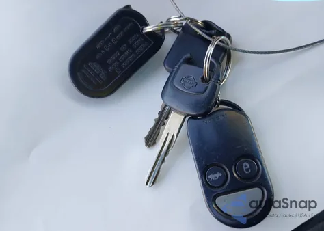 2000 Nissan Altima Gle/Gxe/Se/Xe z USA, uszkodzony, nr VIN 1N4DL01D2YC193620